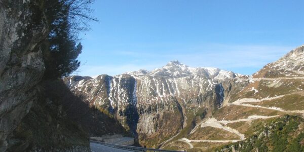 Vignetta svizzera per moto, camper, rimorchi e furgoni